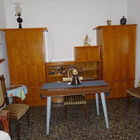 Andreas Studio With Private Parcking Apartment Triovasalos ภายนอก รูปภาพ