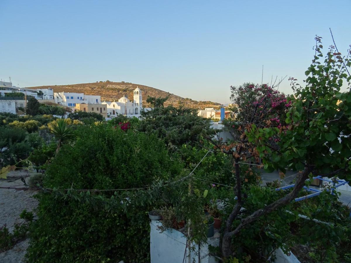 Andreas Studio With Private Parcking Apartment Triovasalos ภายนอก รูปภาพ