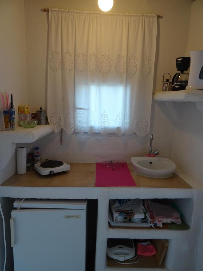 Andreas Studio With Private Parcking Apartment Triovasalos ภายนอก รูปภาพ